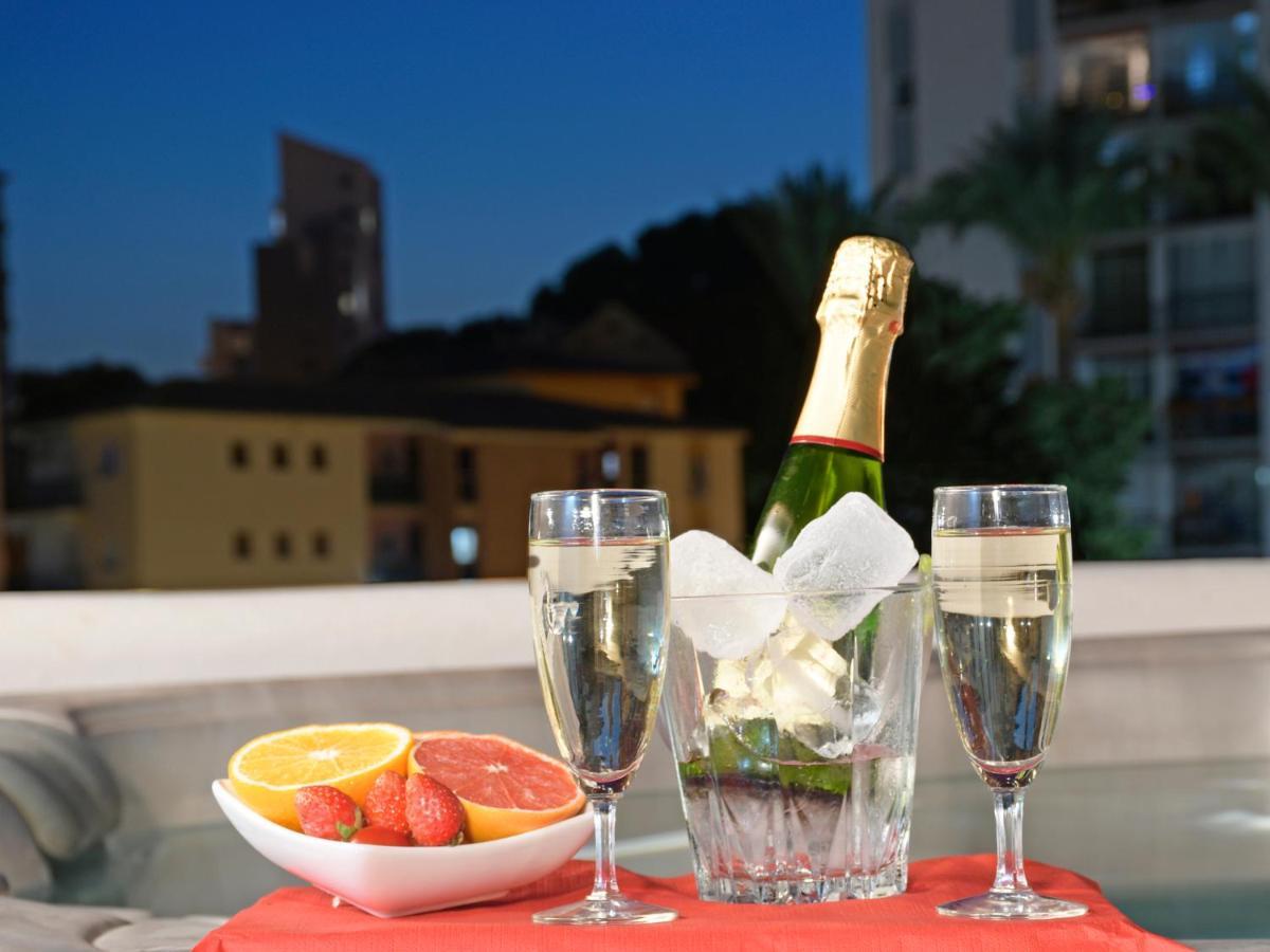 Apartament Isla De Benalmadena 1, Jacuzzi, 80M From The Sea, Ac, Bbq, Private Parking, Big Terrace Zewnętrze zdjęcie